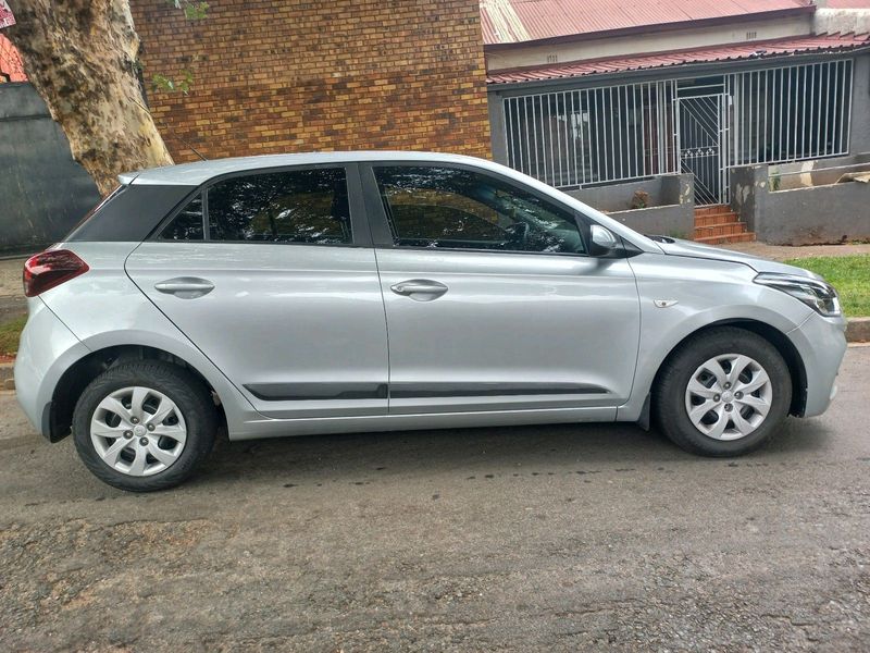 2020 HYUNDAI I20 MANUAL TRANSMISION IN EXCELLENT CONDITION