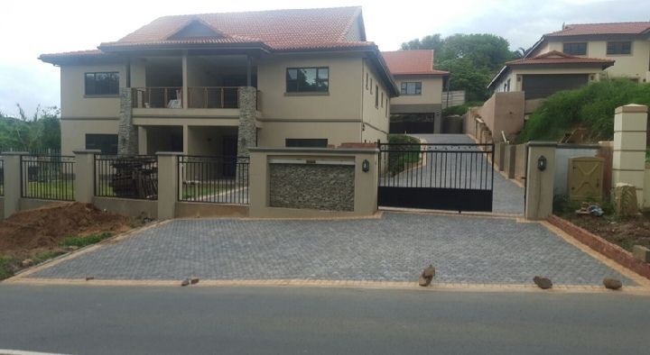 3 Bedroom Apartment To Let in Durban North