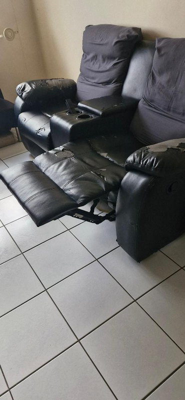 2 seater recliner