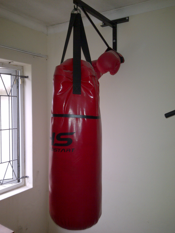 Boxing bag  AND gloves AND wall bracket R550