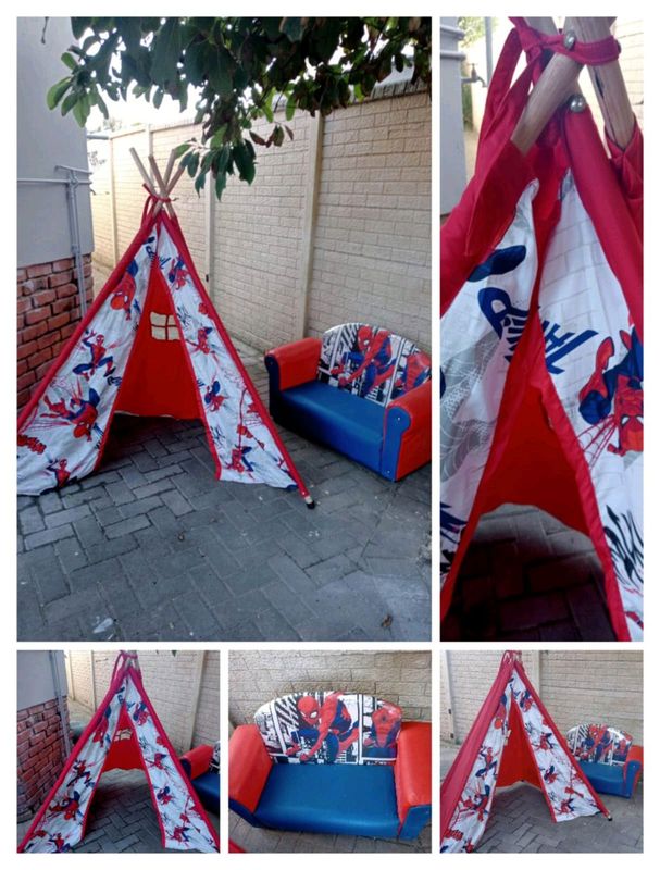 Spiderman couch and teepee set