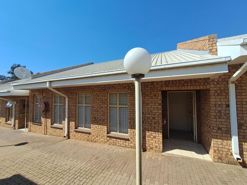 Office in Polokwane Central To Rent