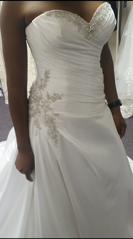 Wedding Dresses for Sale R2500