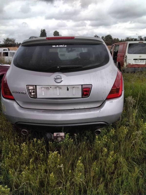 Murano Nissan  stripping for parts engine gearbox body parts all available