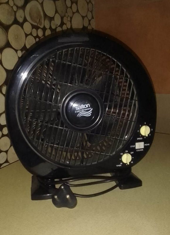 desk fan for sale R130