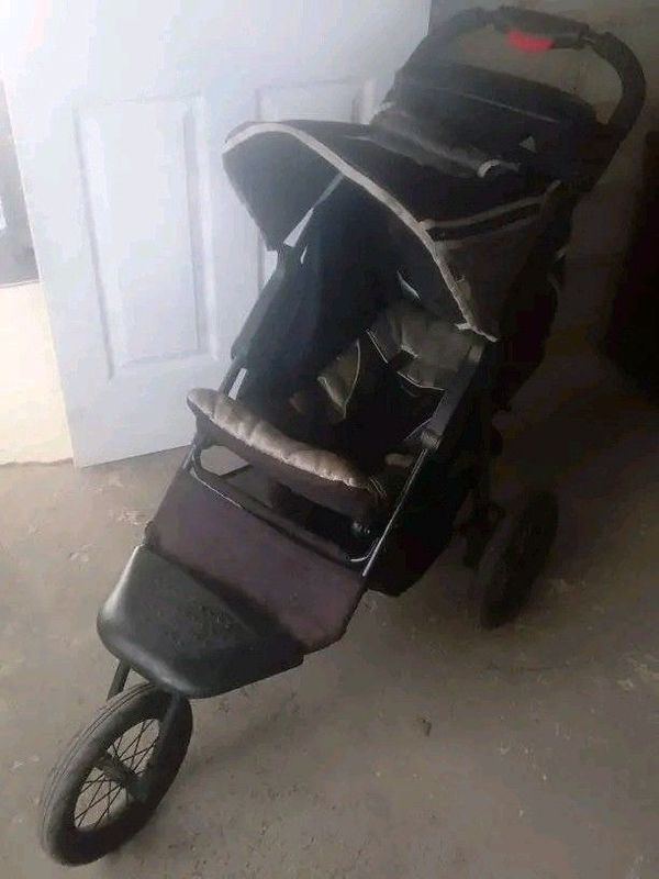 Baby jogger stroller