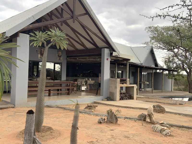 Large family home near Kruger National Park
