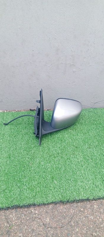 2021 Renault kwid left electric side mirror for sale in mountain view Pretoria