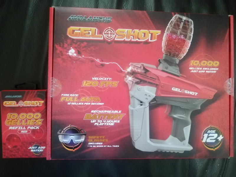 Brand New Avalanche Red Gel Shot Blaster &#43; Free 10 000 Gellies Refill Pack