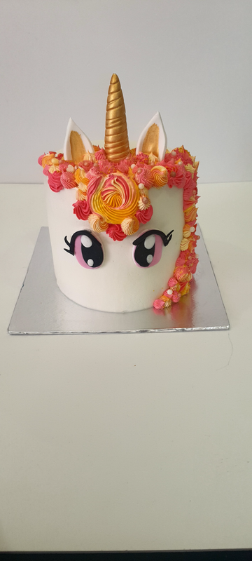 Birthday cakes and cakes for all ocassions