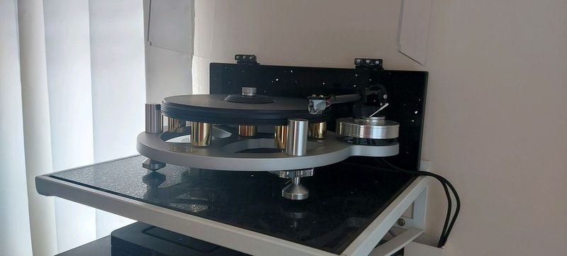 Michell gyrodec se turntable,goldring mc cart. step up transformer