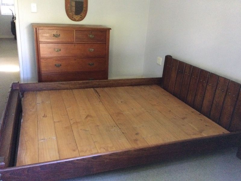 Vintage Queen Bed - Solid Kiaat (inc. mattress)