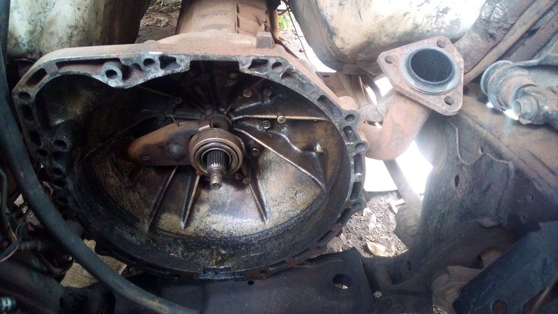 Ford  Ranger 2.5 WL  gear box