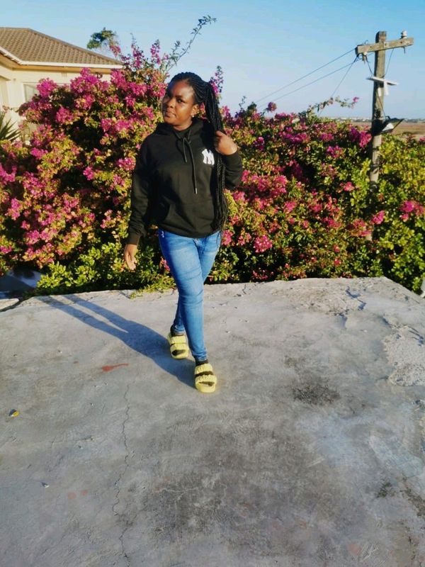 Malawian girl looking for housekeeping job or nanny