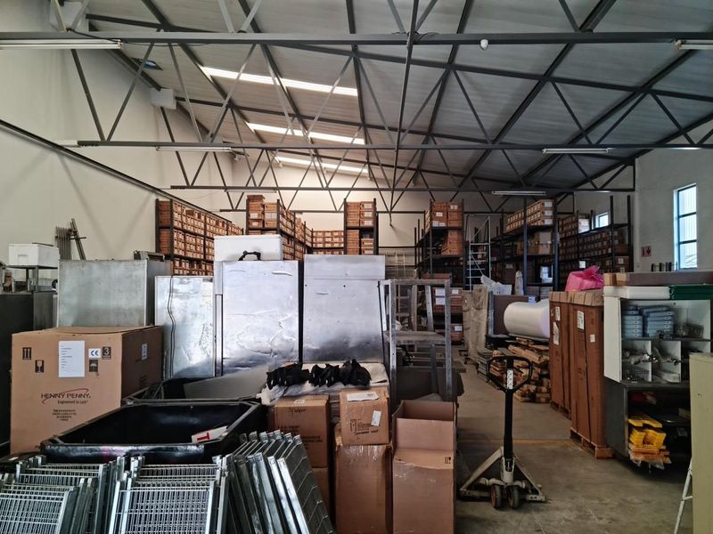 470m2 Factory Warehouse FOR SALE in the Gants, Strand.