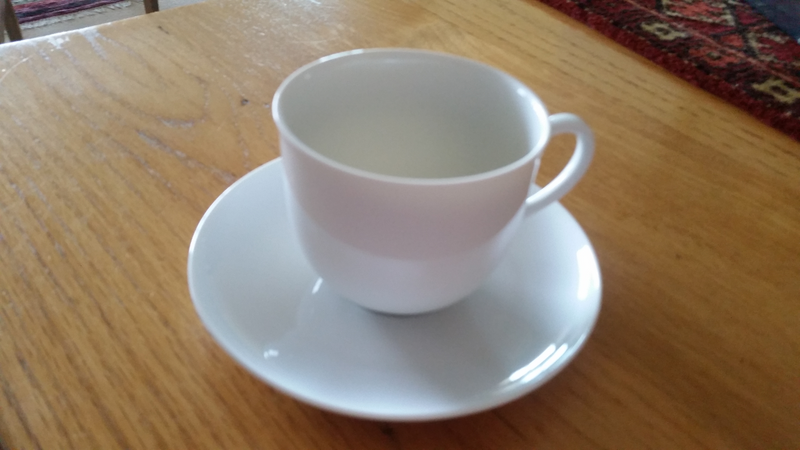 &#39;Arzberg&#39; Form 1382 white porcelain tea/coffee set..