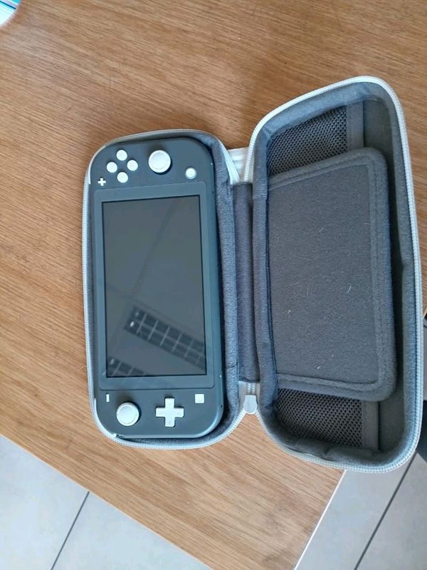 Intendo DS lite