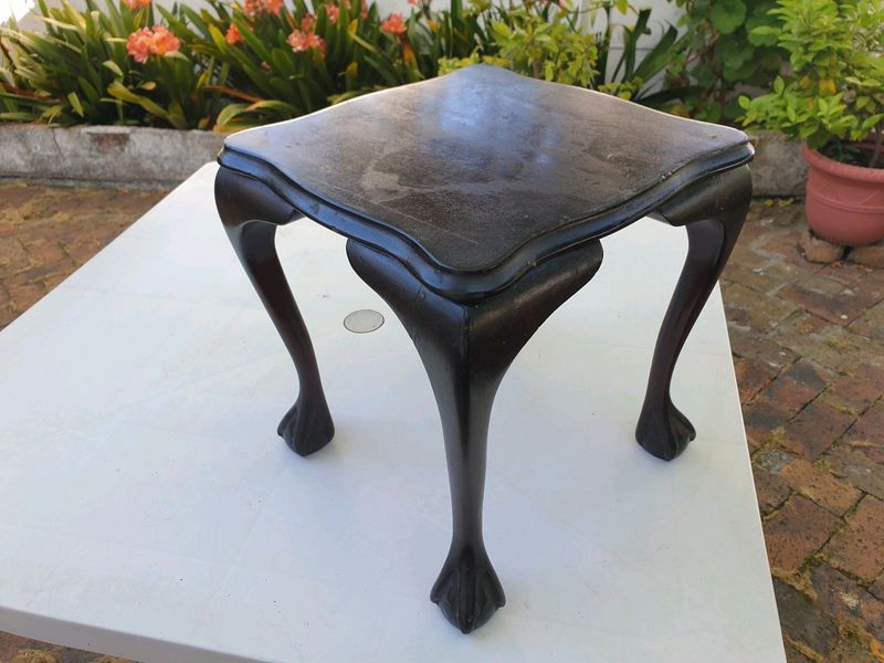 Solid ball and claw side table/coffee table