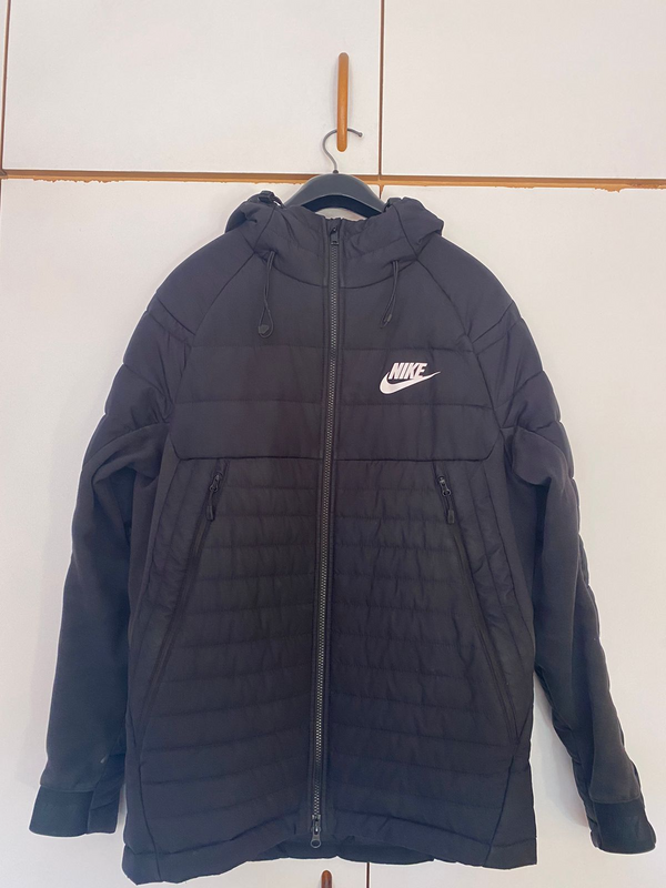 Nike winter jacket MAKE A OFFER