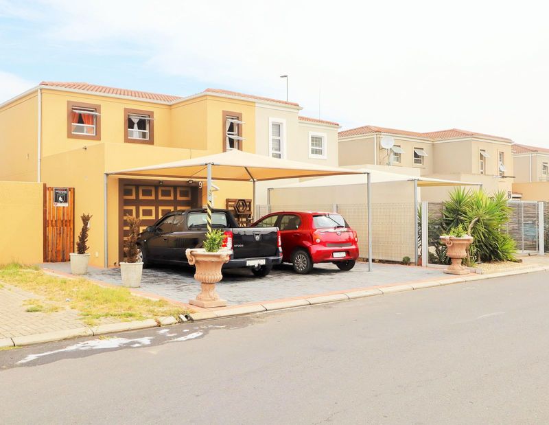 CHARMING TWO BEDROOM PROPERTY FOR SALE IN KRAAIFONTEIN