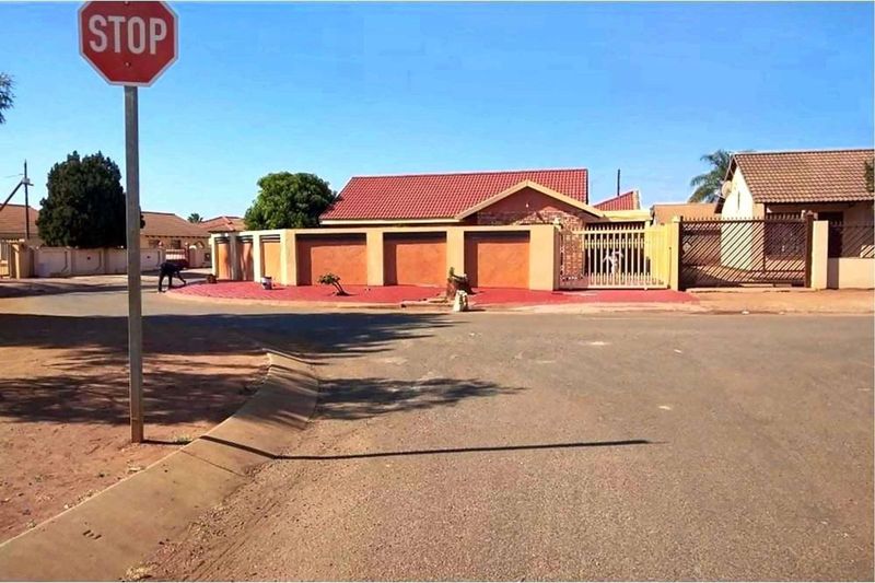 Ideal property to be leased as a pre-school/creche or a guest house in Ga Rankuwa