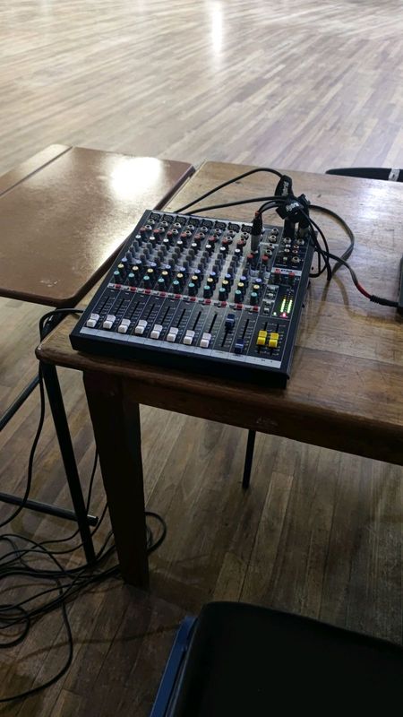 Soundcraft EPM8 sound mixer