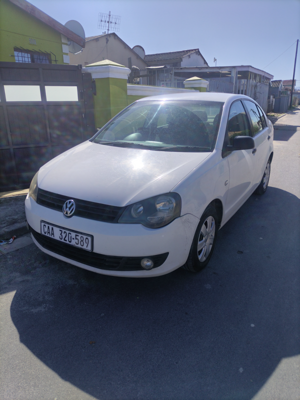 2011 Volkswagen Polo Sedan