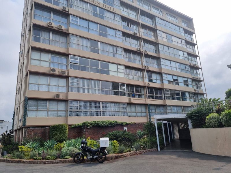 Stunning Three Bedroom Flat In Musgrave