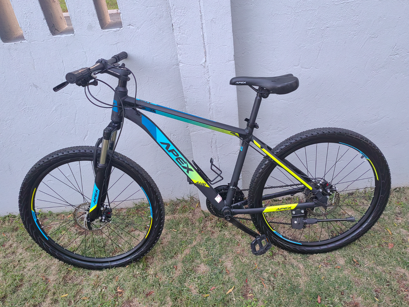 Apex A600 Mountain bicycle 26 inch.