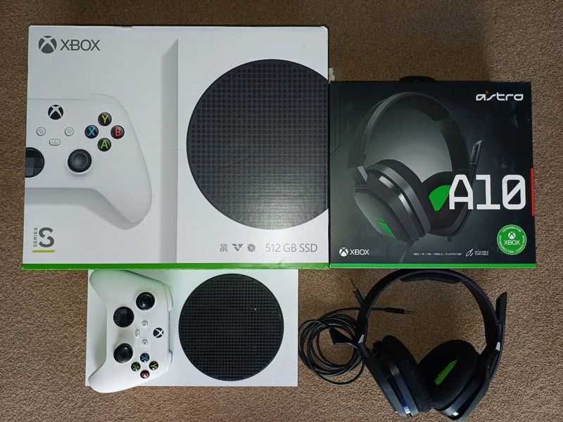 Xbox series s &#43; Astro A10 Headset