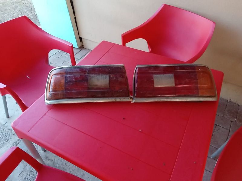 BMW 535 left and right tail lights set 0810639722