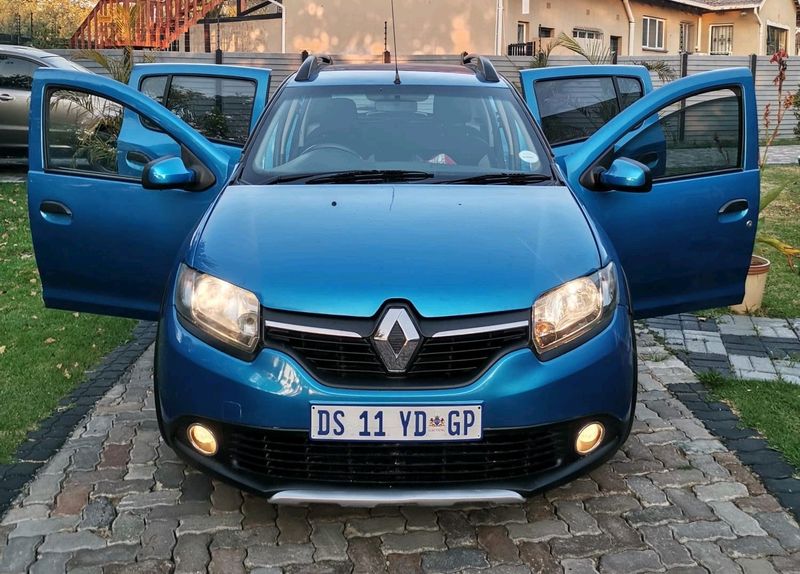Renault Sandero 900T Stapway with 85.000km for R75.000 Bargain
