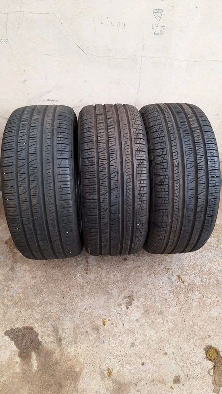 Three 275 45 20 pirelli scorpion verde tyres with good treads available for sale