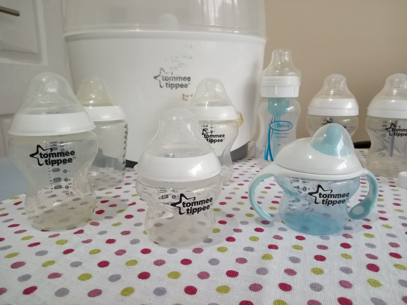Tommie tippee electric sterilizing unit and bottles