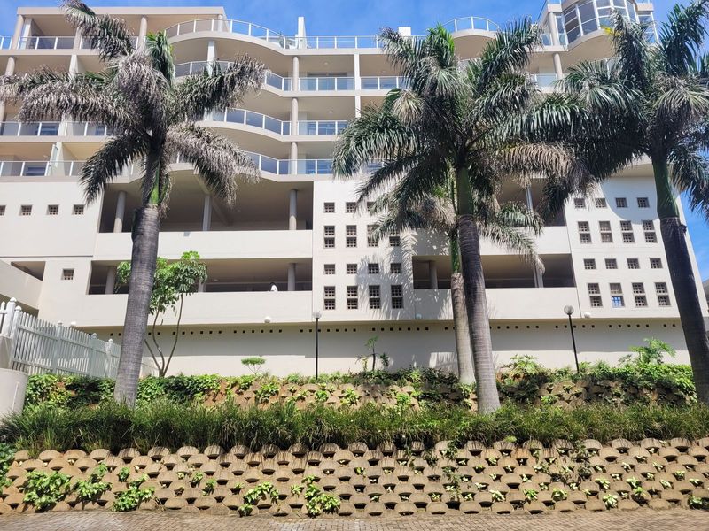 RENT this Fully furnished and equipped ultra-modern apartment 180 degree SEA VIEWS