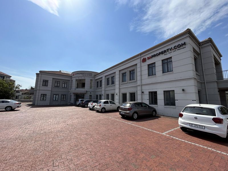 1,739m2 Office TO LET in Secure Park in Century City, Cape Town.