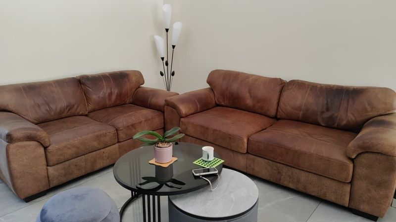 Rochester Skylar genuine leather 2 and 3 seater lounge suite