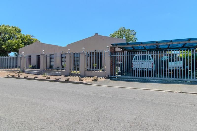 Spacious 4-Bedroom House in Brackenfell – R2,990,000