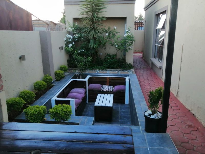 Charming 3 bedroom freestanding home for sale in Soshanguve with modern finishes and spacious living