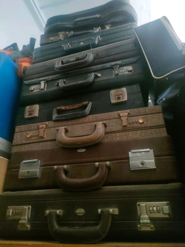 Vintage brief cases and leather bags.