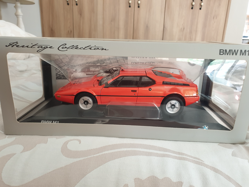BMW M1 1:18 Heritage collection diecast model