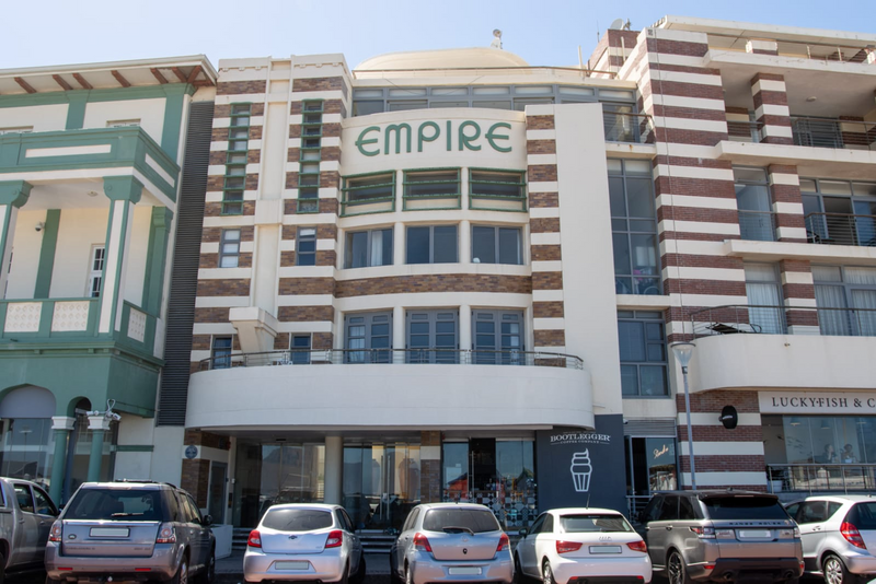 Empire Apartment - Muizenber Beach Front