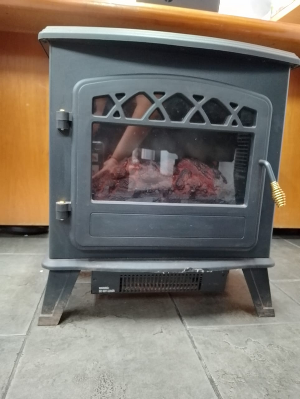 SANDHURST FIREPLACE HEATER