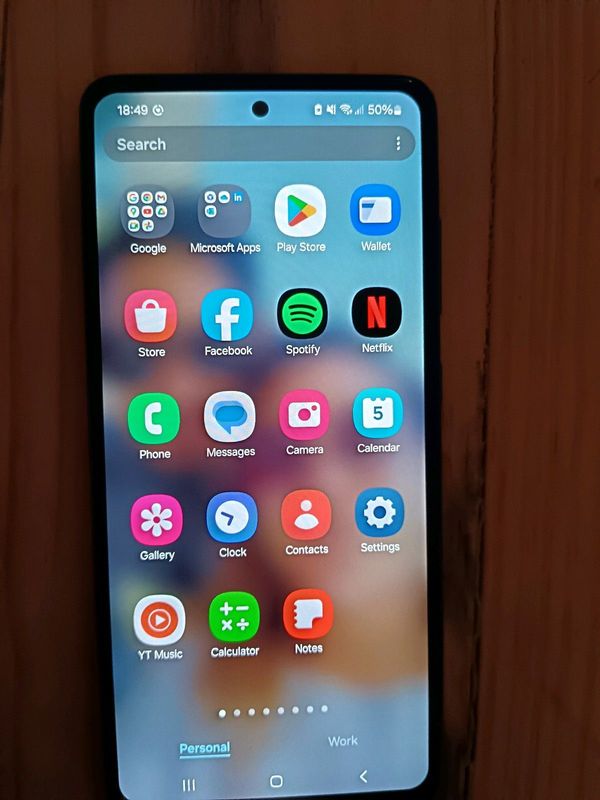 Samsung Galaxy A52 128 Gig, charger included