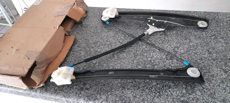 05 to 11 bmw e90 right front window mechanism new