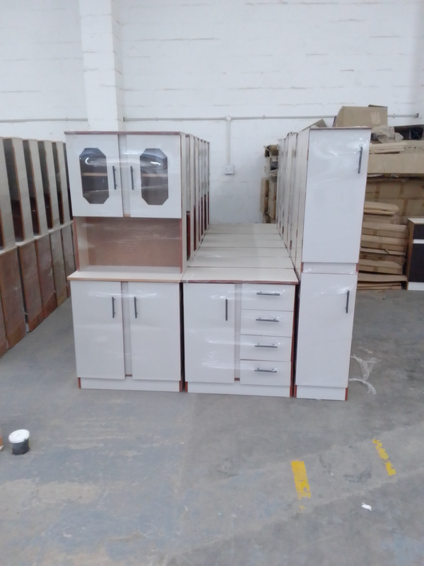3 piece kitchen cabinets