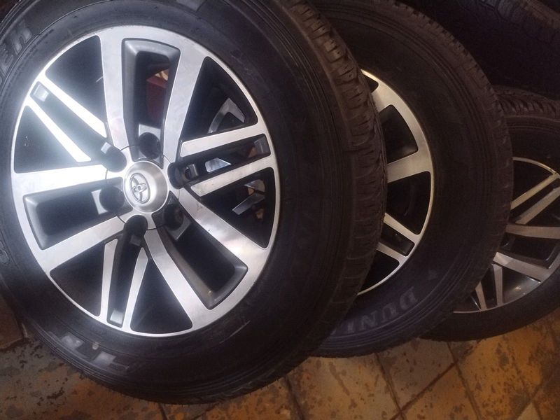18Inch TOYOTA HILLUX /FORTUNA Magrims 6Holes &amp; DUNLOP GRAND TREK Tyres 265 /60R18 A Set Of Four.