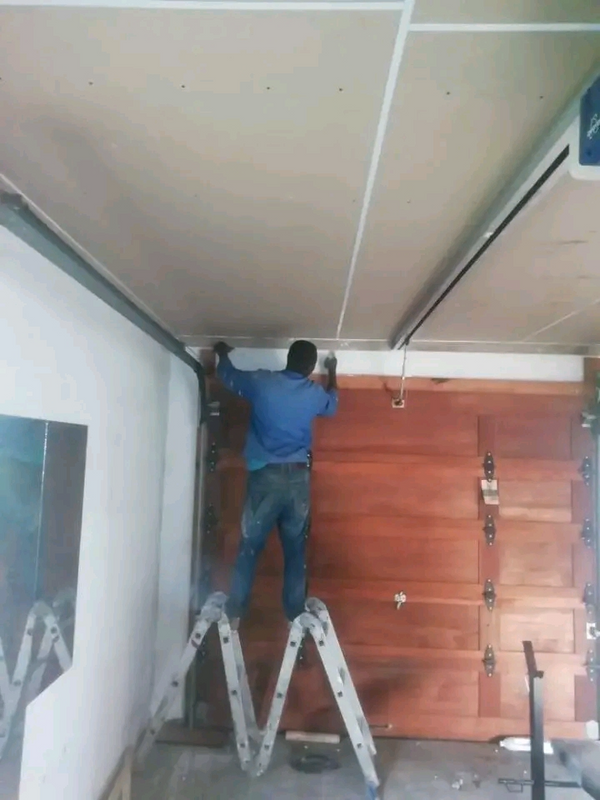 Professional Painters and Ceiling repairs around your area