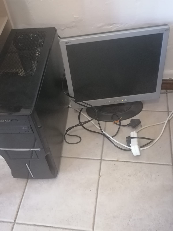 Full PC - I5 8th Gen with monitor
