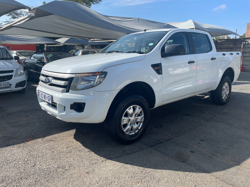 2015 FORD RANGER 2.2 TDCI DOUBLE CAB BAKKIE IN GOOD CONDITION